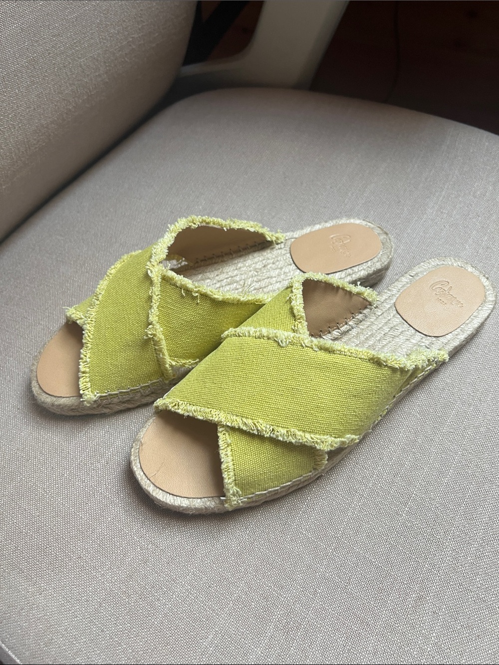 Castaner Chartreuse Linen Cross-Band Espadrille Slides nwt size 39